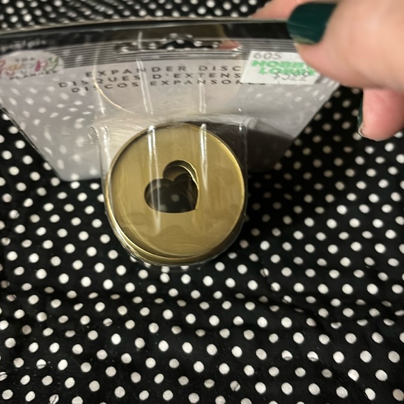 The Happy Planner Gold Expander Heart Discs for planners - Picture 3 of 3
